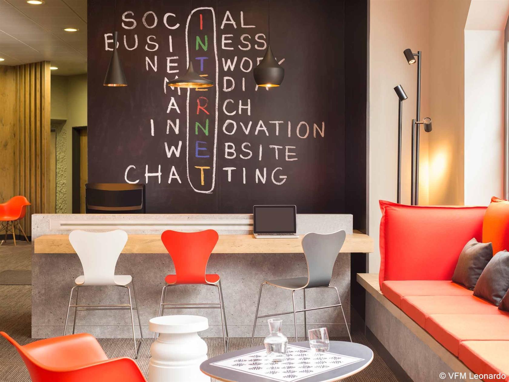Отель Ibis Nantes Centre Tour Bretagne Экстерьер фото