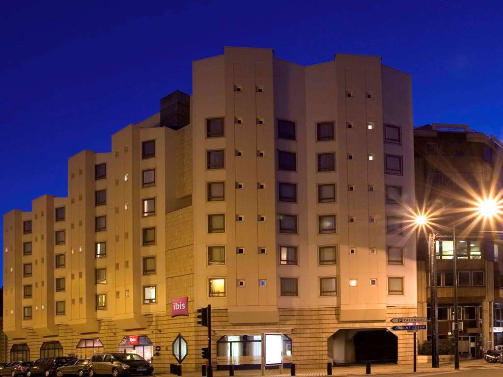 Отель Ibis Nantes Centre Tour Bretagne Экстерьер фото